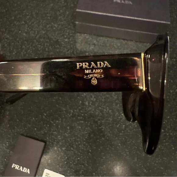 Prada sunglasses PR 01YS in havana frame with gradient lenses - Picture 14 of 14